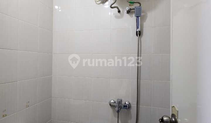 Room 42 Tanjung Duren 2