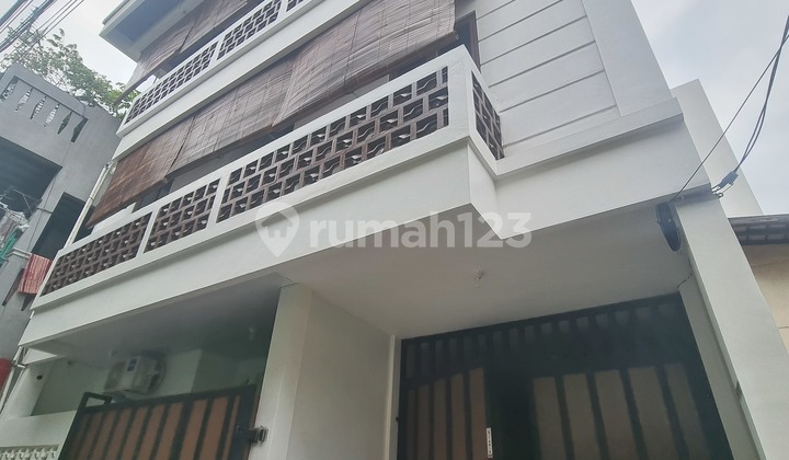 1346 Kos baru cipete utara