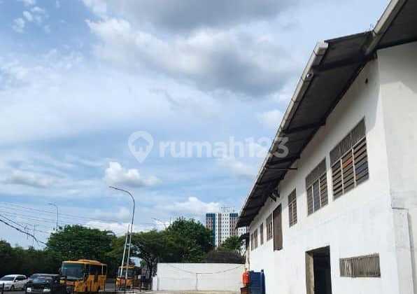 1058 Gudang lingkar luar cengkareng