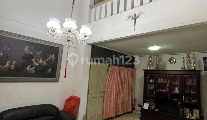 1426 Old house in Tanjung Duren