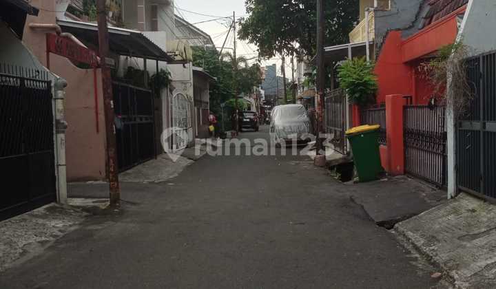 1426 Rumah lama tanjung duren 2