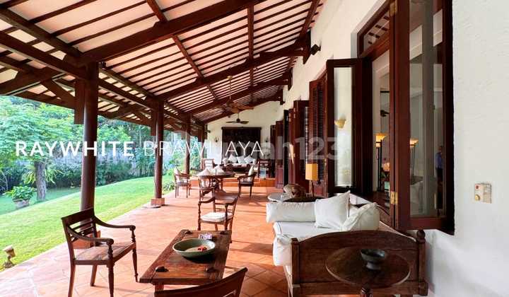 Pejaten Barat Harga Terbaik Rumah Gaya Bali Taman Sangat Luas