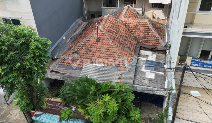 Price Drop - Landed House Suitable for Boarding in Setiabudi Area 2