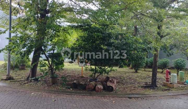 Corner Plot to be Marketed Soon Discovery Bintaro 176.0