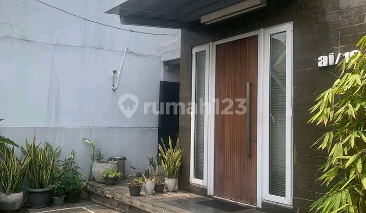 Rumah Minimalis Modern Cantik Siap Huni di Bintaro SHM