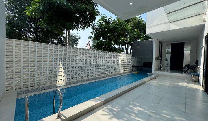 Rumah Kebayoran Residence Bintaro Sektor 7 With Swimming Pool 2