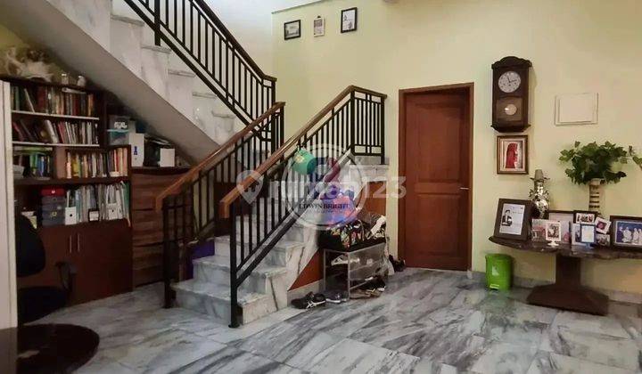 Rumah 2 Lantai Bagus Shm 20 Menit Ke Pondok Indah 2