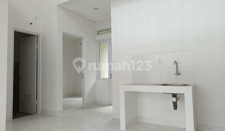 House With Direct Toll Access 2