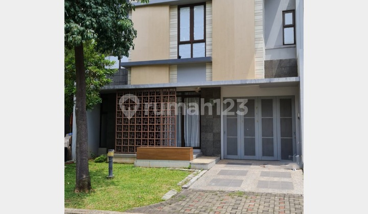 Rare Find !! At Eminent Precia