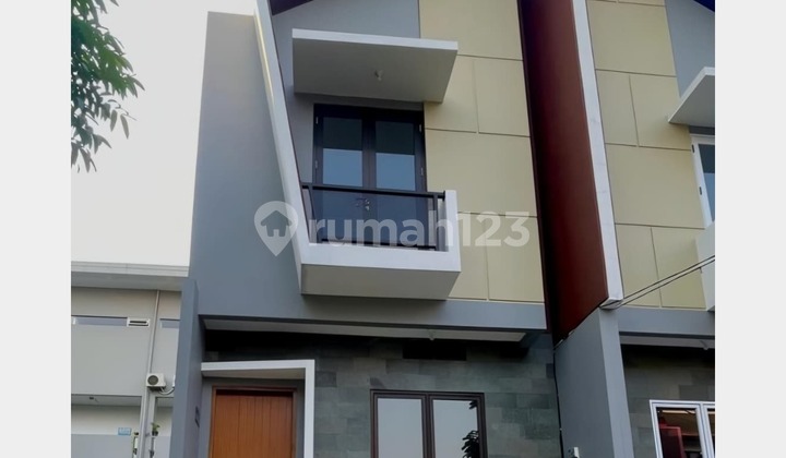 BRAND NEW House in BSD City 2