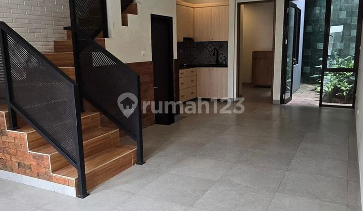 Brand New House BSD City