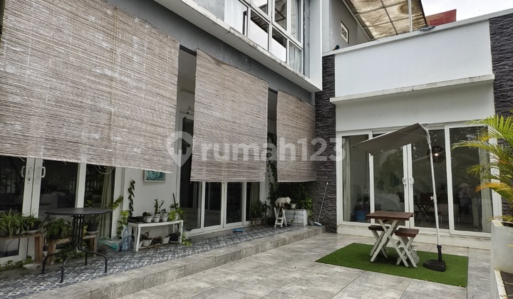 Rumah Depan Taman Luas, The Icon Ritzone BSD CITY dekat AEON Mall