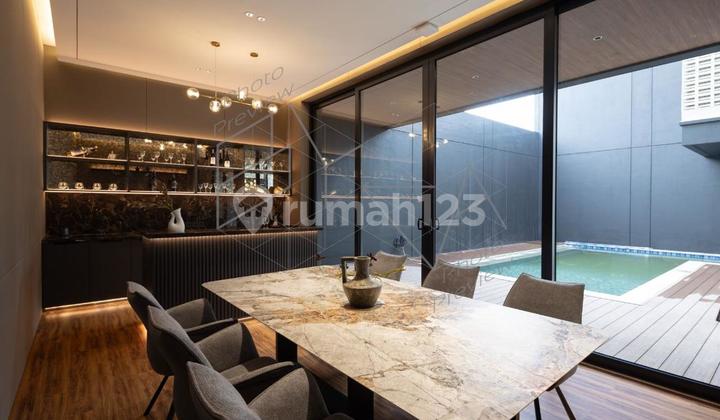 Rumah mewah di Taman Giri Loka BSD CITY, Jarang ada Rumah mewah di Taman Giri Loka BSD CITY, Jarang ada