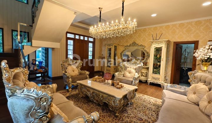 Tanah besar di De Latinos, dekat Exit Tol BSD Tanah besar di De Latinos, dekat Exit Tol BSD