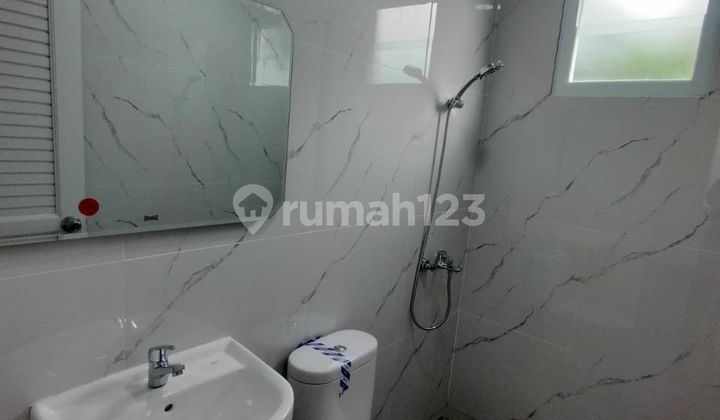 A neat renovated house at THE ICON COSMO, near AEON Mall BSD. A neat renovated house at THE ICON COSMO, near AEON Mall BSD.