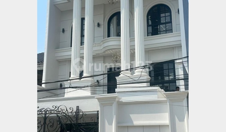 DIJUAL RUMAH BAGUS dan MEWAH DI KELAPA GADING