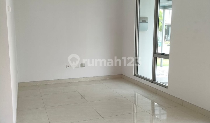 Semi-Furnished House in Cluster Harmony Golf Island 2