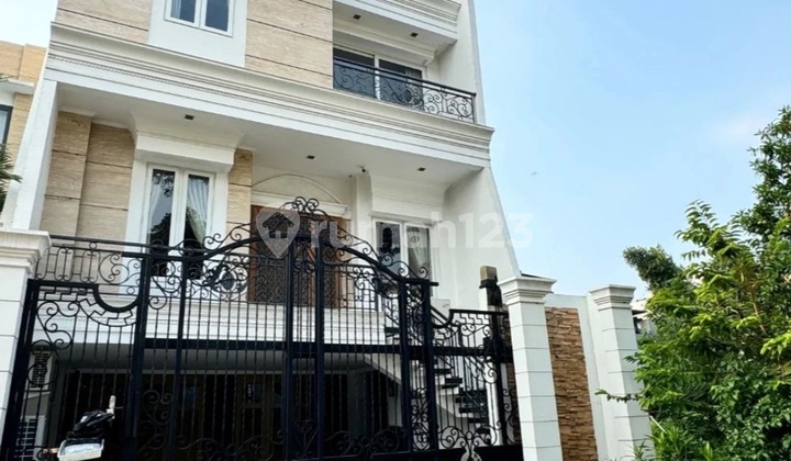 For Sale: Layar Permai House, Pantai Indah Kapuk