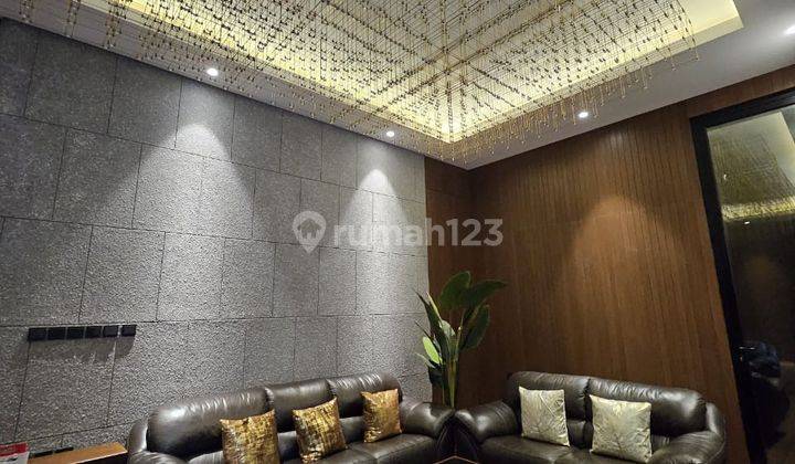 Rumah Furnished Mewah Concept Tropical Pik 2