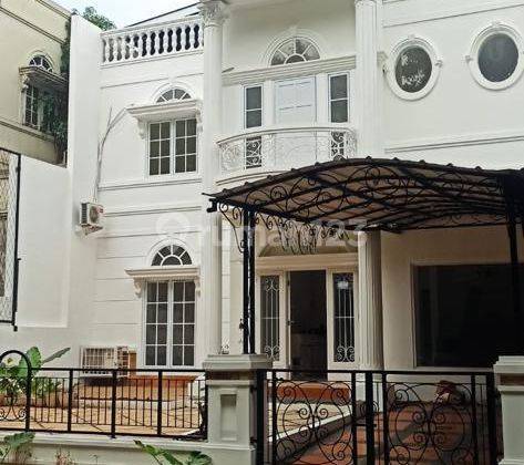 Dijual Rumah Cantik 2 Lantai Siap Huni Di Citra Gran 1