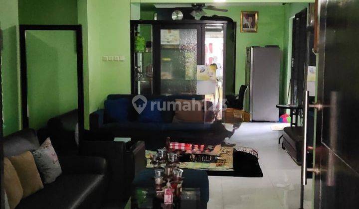 Dijual Rumah 2 Lantai Siap Huni di Legenda Wisata Cibubur 2