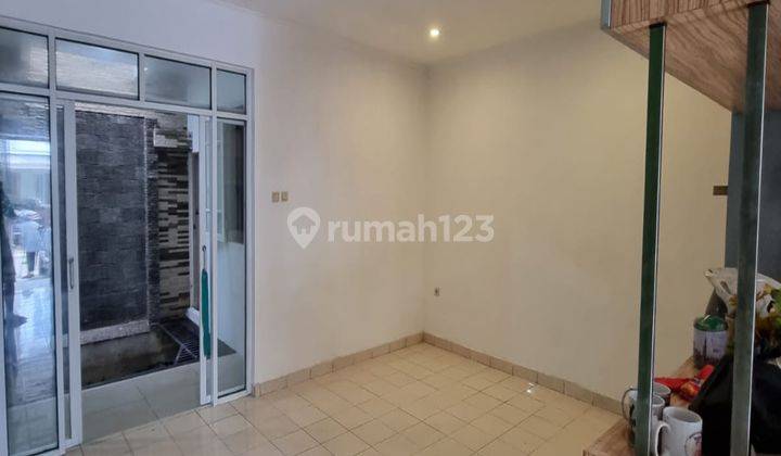 Dijual Rumah 2 Lantai Siap Huni di Kota Wisata Cibubur 2