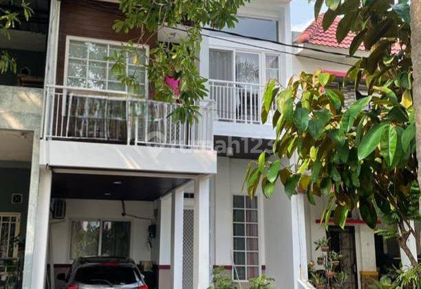 Dijual Rumah 2.5 Lantai Siap Huni di Citra Grand Cibubur 1