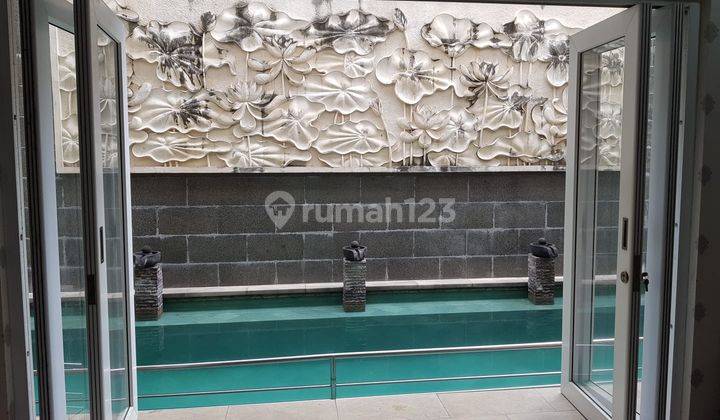 Dijual Rumah Mewah 2 Lantai ada Kolam Renang di Kota Wisata Cibubur 2