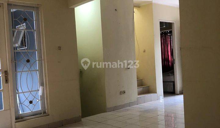 Dijual Rumah Cantik 2 Lantai Siap Huni di Kota Wisata Cibubur 2