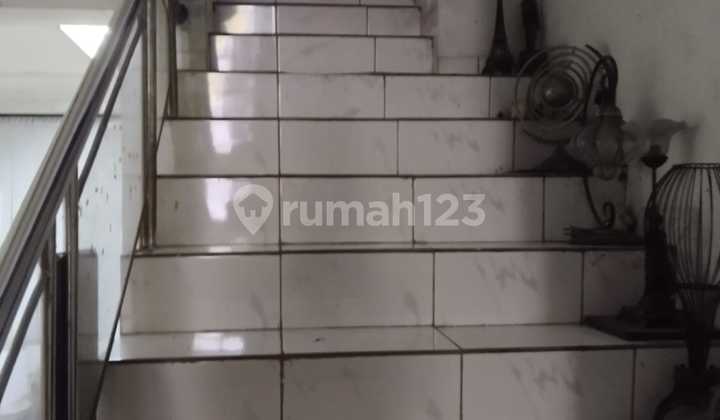 Rumah 5 Lantai Jalan Utama Pasar Baru Jalan Samanhudi Jakarta Pusat 2