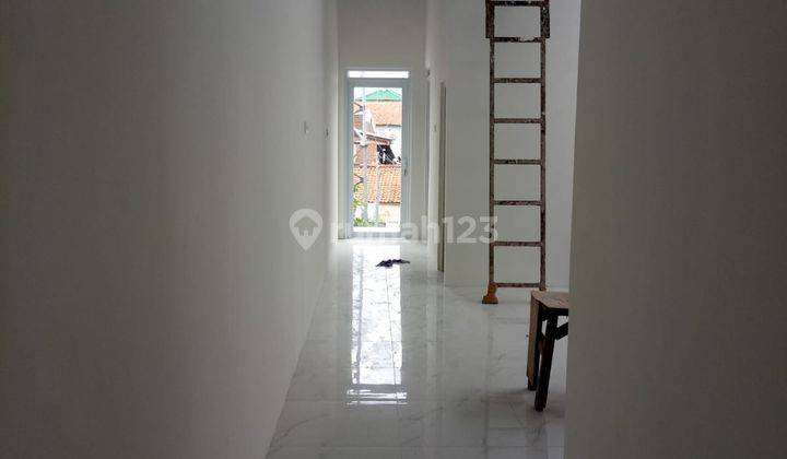 Ruko Baru SHM di Jalan Cisaranten Sayap Soekarno Hatta 12
