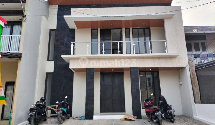 Rumah Minimalis 2 Lantai SHM di cikutra dkt kampus Widyarama 1