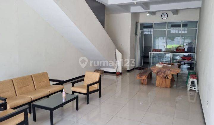 Ruko Siap Pakai Area Komersil di Taman Kopo Indah SHM 2