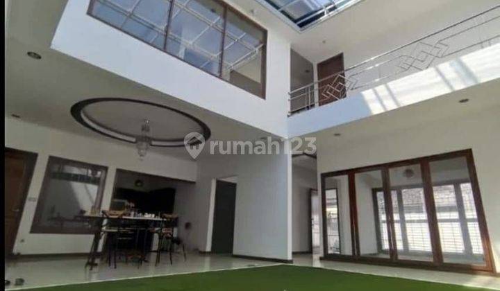 Rumah Hook Tanah Luas Minimalis Modern Buahbatu Logam Dekat Tol 1