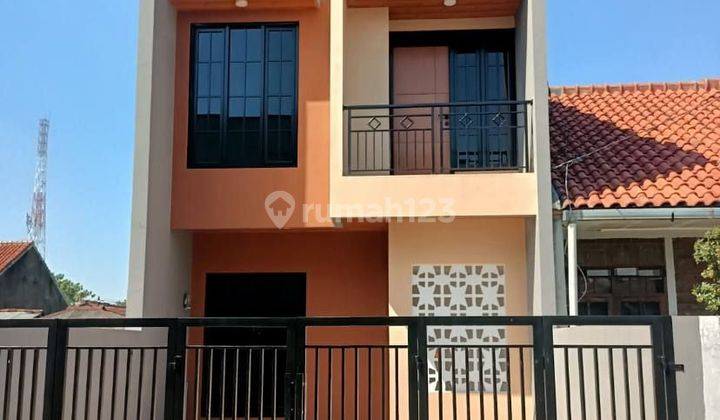 Rumah 2 Lantai SHM Di Komplek Arcamanik Cisaranten Kulon Bandung 1