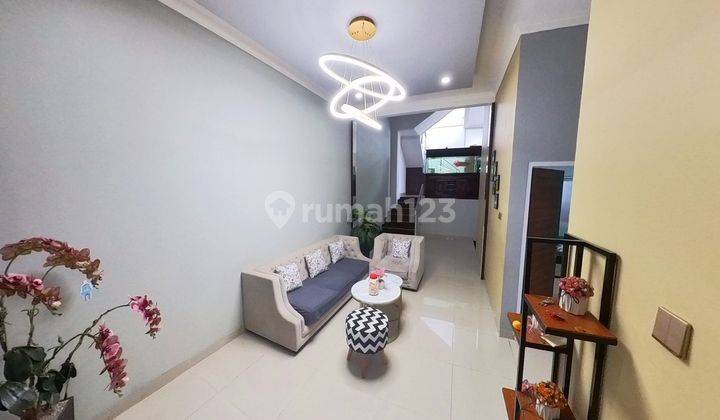 Rumah Minimalis Modern 4 Lantai Shm Bagus Jatihandap Bandung 1