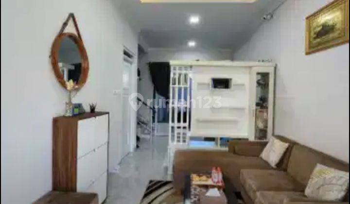 Rumah Hook Bagus Dua Lantai di Jalan Antapani, Antapani 2