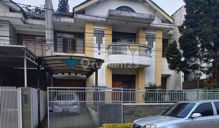 Rumah Klasik Lingkungan Asri Sejuk Cipaku Indah Bandung Utara 1