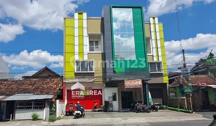 Disewakan Ruko Murah 3 Lantai di Gamping Sleman 1