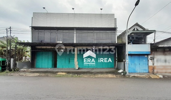 Disewakan Ruang Usaha Solo Dekat Exit Tol Klodran Siap Pakai