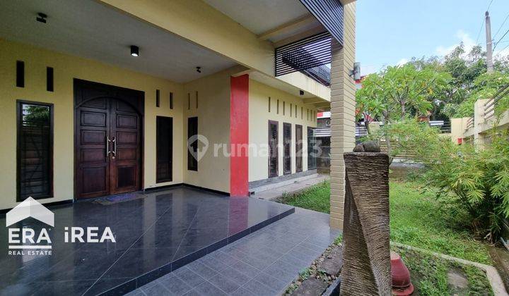 Rumah Mewah Murah Ada Private Lift di Sumber Solo Kota 2