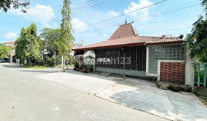 Ruang Usaha Strategis di Nusukan Banjarsari Solo  10