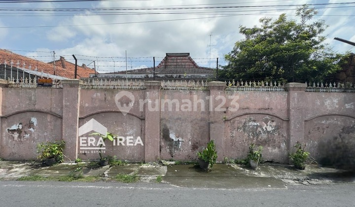 Rumah Siap Huni Dijual di Solo Serengan Dekat Pasar Kembang