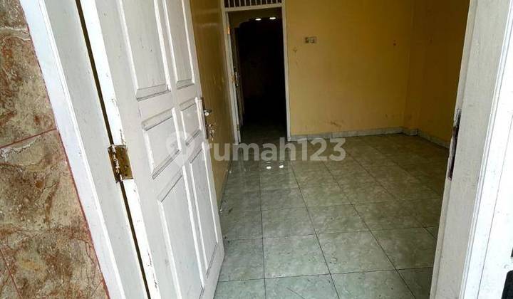 For Sale Nice 3-Story House in Solo Mojosongo Jebres 2