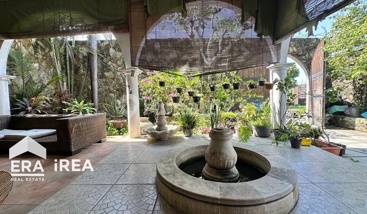 Rumah 2 Lantai Solo Dekat Stadion Manahan Full Furnished 2