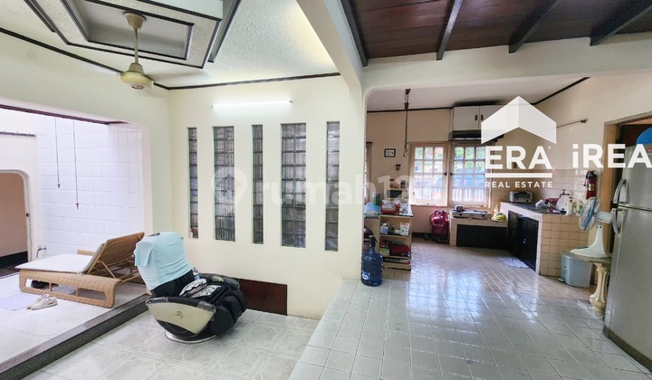 Rumah dan Ruang Usaha Dijual Solo Kota Dekat Stasiun Purwosari