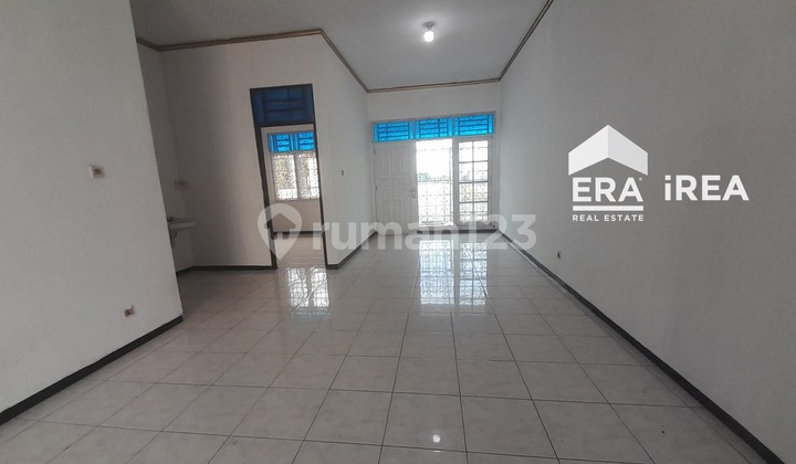Disewakan Rumah Siap Huni Dekat Pusat Bisnis Solo Baru 2