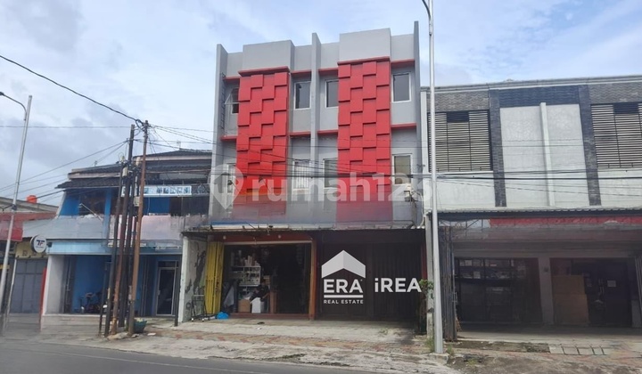 For Rent: 3-Story Shop House Solo Baki Near Luwes Gentan 2