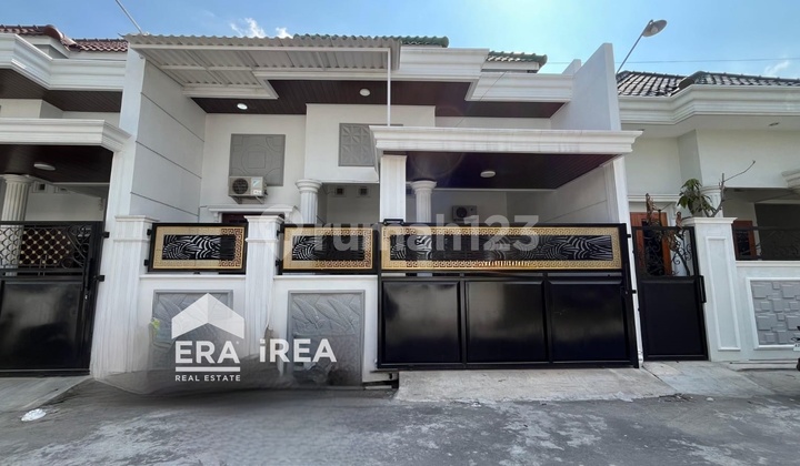 Disewakan Rumah Bagus 2 Lantai di Gentan Sukoharjo 1