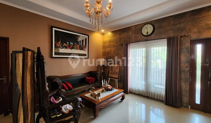 Rumah Mewah 2 Lantai Dekat RS indriati Solo Baru Rumah Mewah 2 Lantai Dekat RS indriati Solo Baru